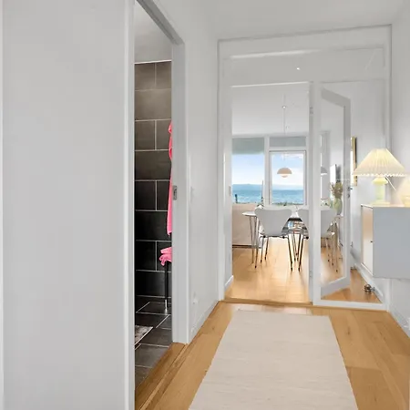 Well-appointed With Panoramic Views Of Vig