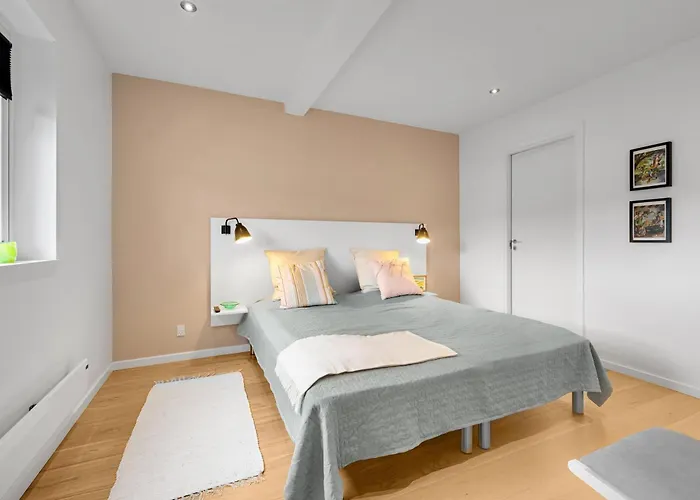 Waterfront Gem With Stunning Views Of Bay * Ebeltoft