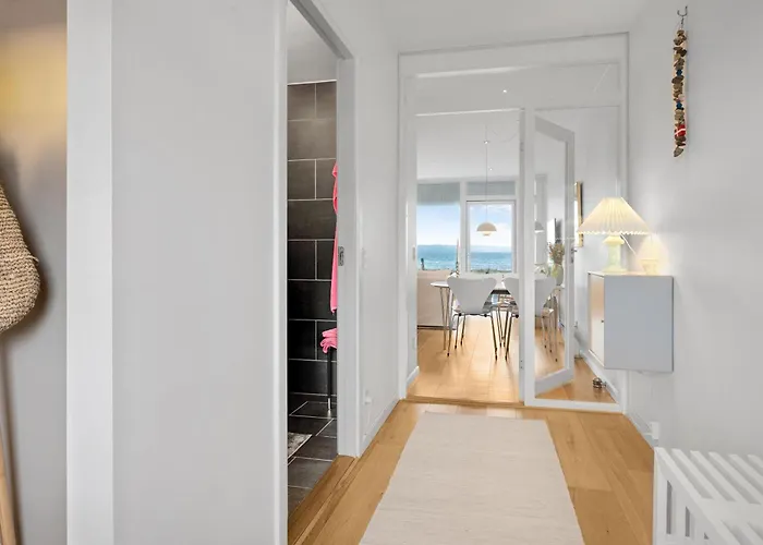 Waterfront Gem With Stunning Views Of Bay